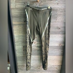 NWOT adidas Stella McCartney leggings